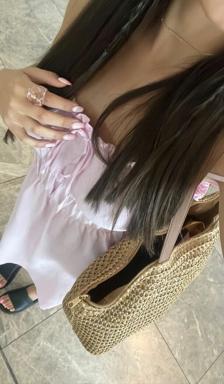 Rosario Matew onlyfans nude tits