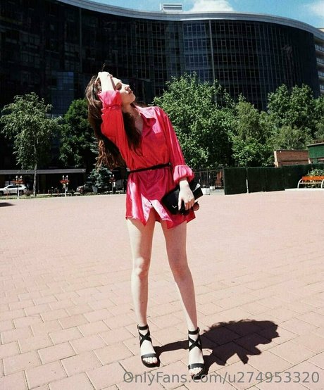 lilylong onlyfans model photo