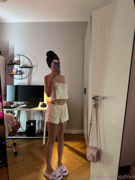 oooopsfree leak onlyfans nude