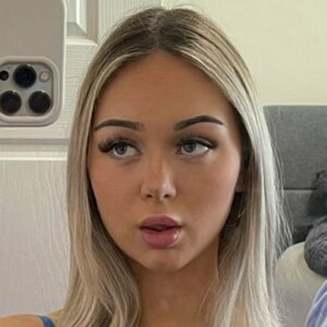 hhopeyyfree onlyfans strip tease