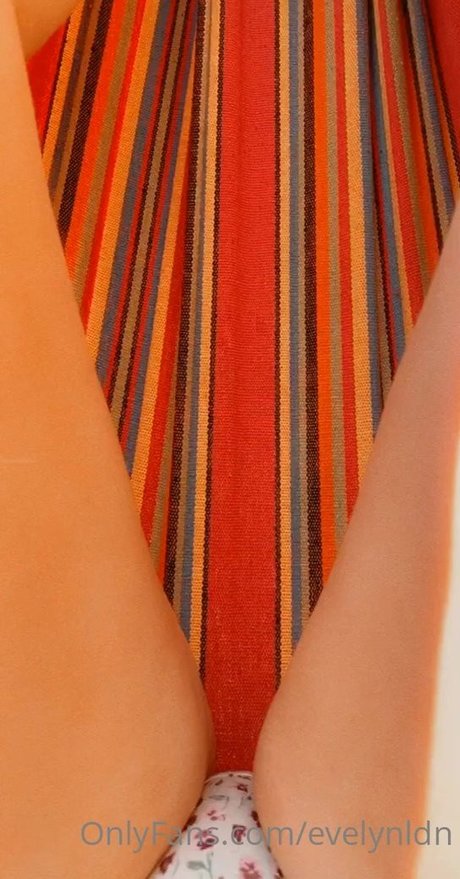 Evelynwhite onlyfans nudes leaked