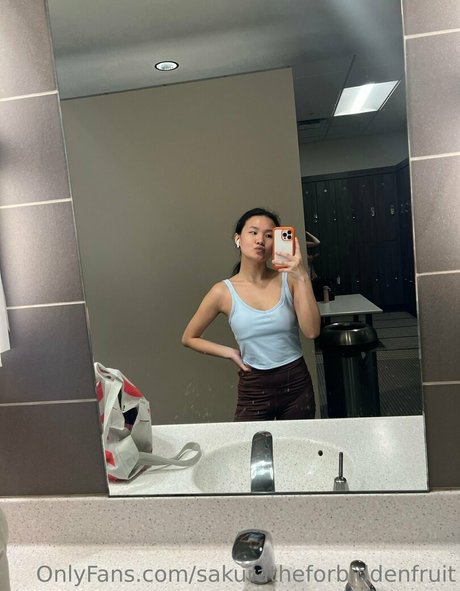 sakuratheforbiddenfruit free only fans