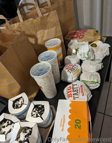 drewcent only fans pictures