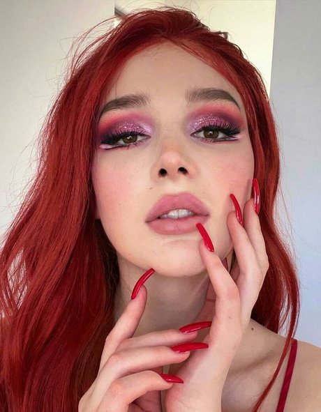 Grace Hyland onlyfans leak ass