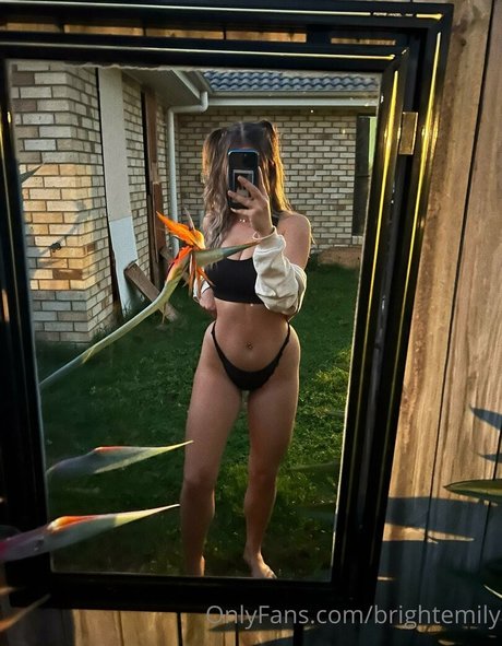 Emily Bright nude onlyfans leaks