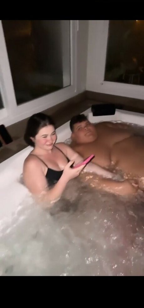 Nicolle Caroline onlyfans pics leaked