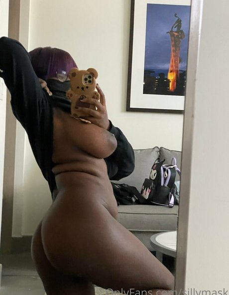 Sillymask onlyfans model photos
