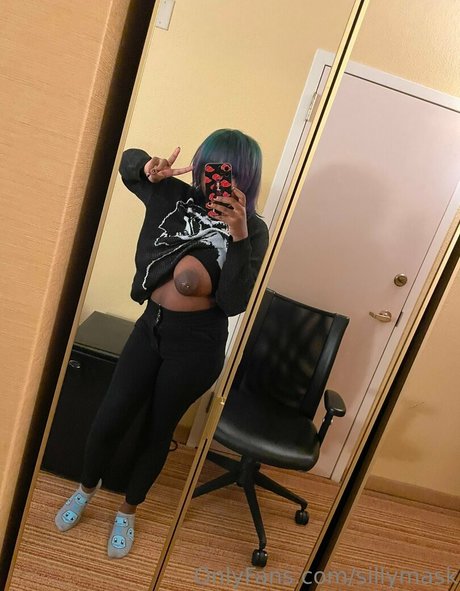 Sillymask only fans nudes