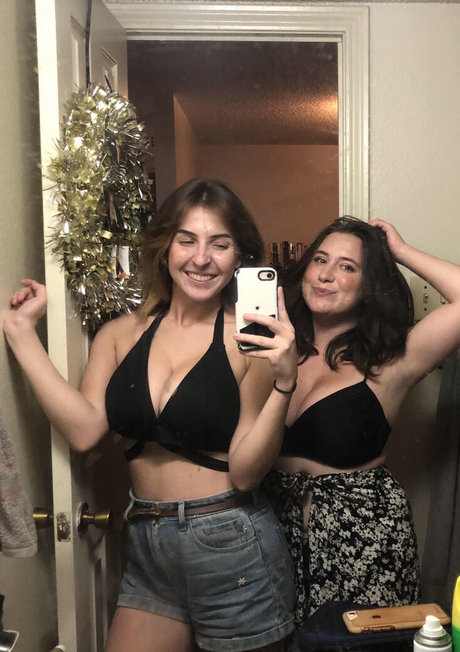 Megan Bitchell onlyfans keak