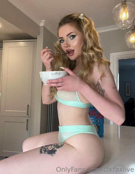 cixraxlive onlyfans nudes leaked