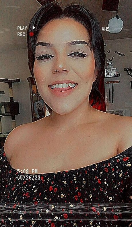 tantalizingtrifecta only fans naked