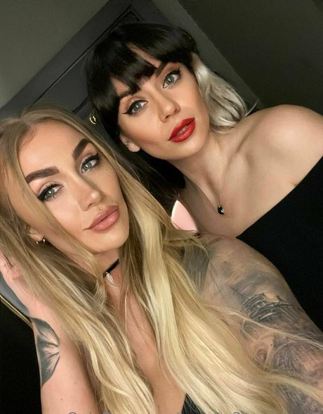 twenty3paulstreet onlyfans boobs