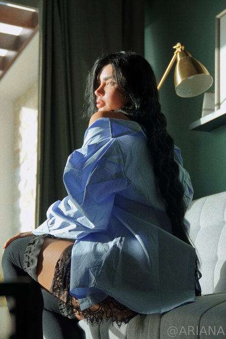 Ariana James feet onlyfans