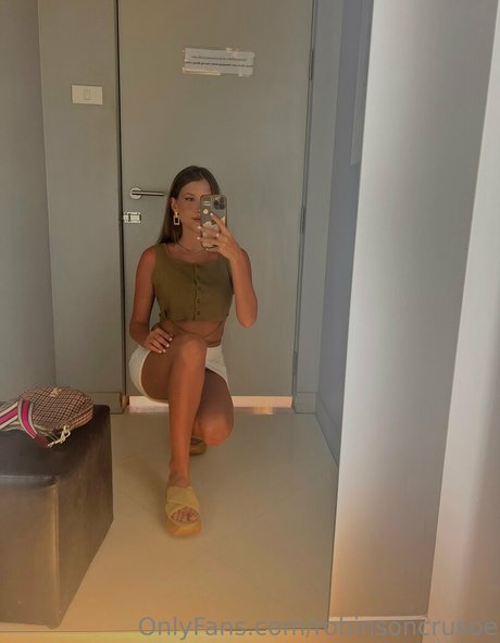 robinsoncrusoe onlyfans nide