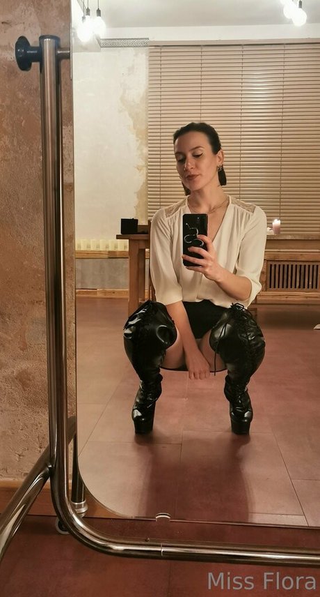 Miss Flora Femdom feet onlyfans