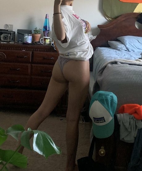 autumn onlyfans art naked portrayal