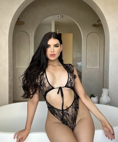 Nicole Thorne leaks onlyfans