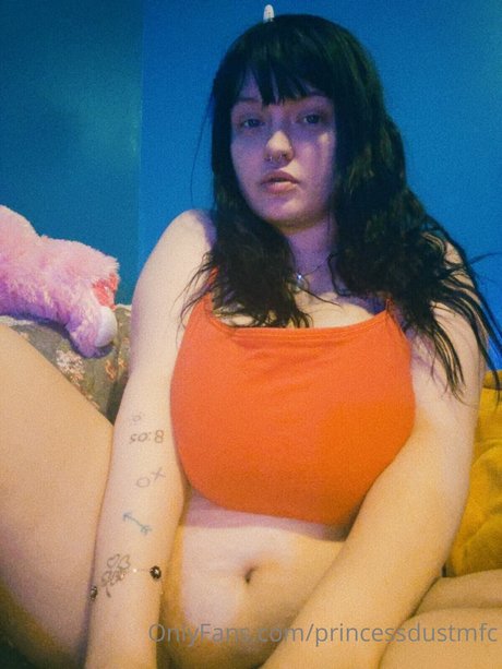 Princess Dust onlyfans model photos