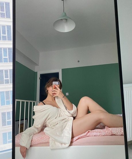 Buse yilmaz strip onlyfans