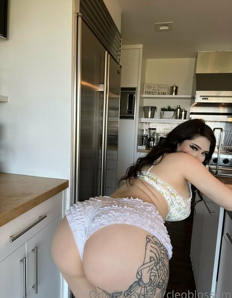 cleoblossom new onlyfans