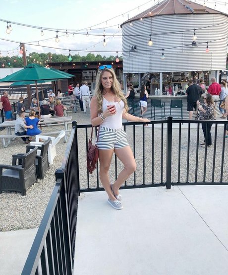 amateur milf onlyfans free xxx portrait