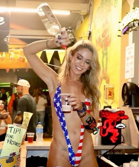 Midskarinnoelle on onlyfans