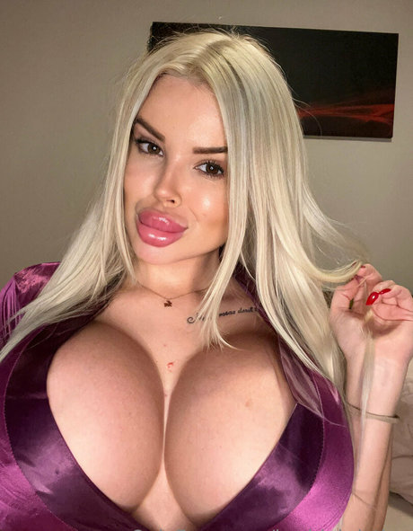 Barbiekristina onlyfans pictures