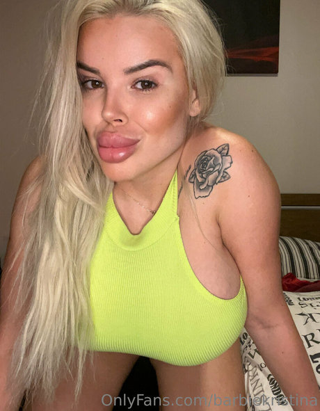 Barbiekristina only fans pics