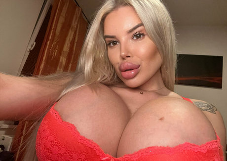 Barbiekristina onlyfans star