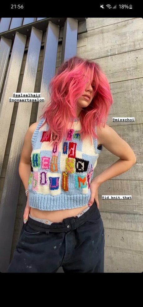 Emily Rudd onlyfans images