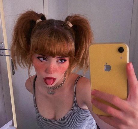 Mia Rodriguez nude onlyfans leaked