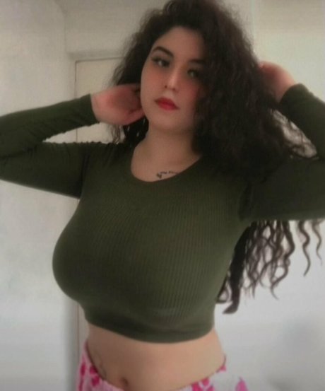 Samantha Fernandez nude onlyfans leaks