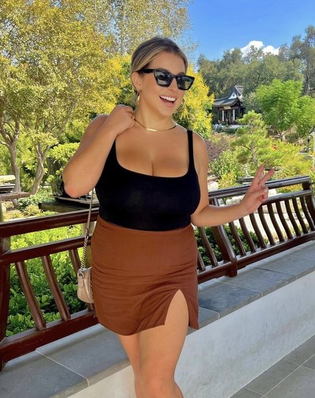 average onlyfans exclusive picture