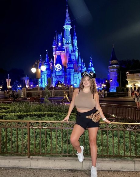 Alex Gervasi leaked onlyfans.