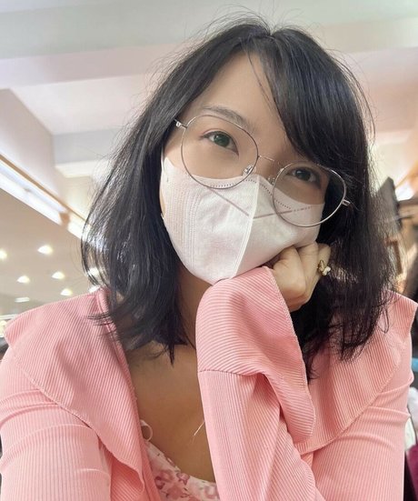 beautiful japanese onlyfans adult depiction