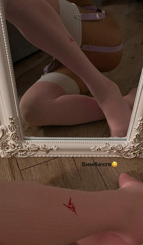 pretylittlething nude only fans leaks