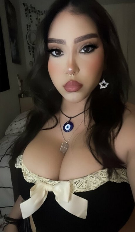 skzdesiree naked on onlyfans