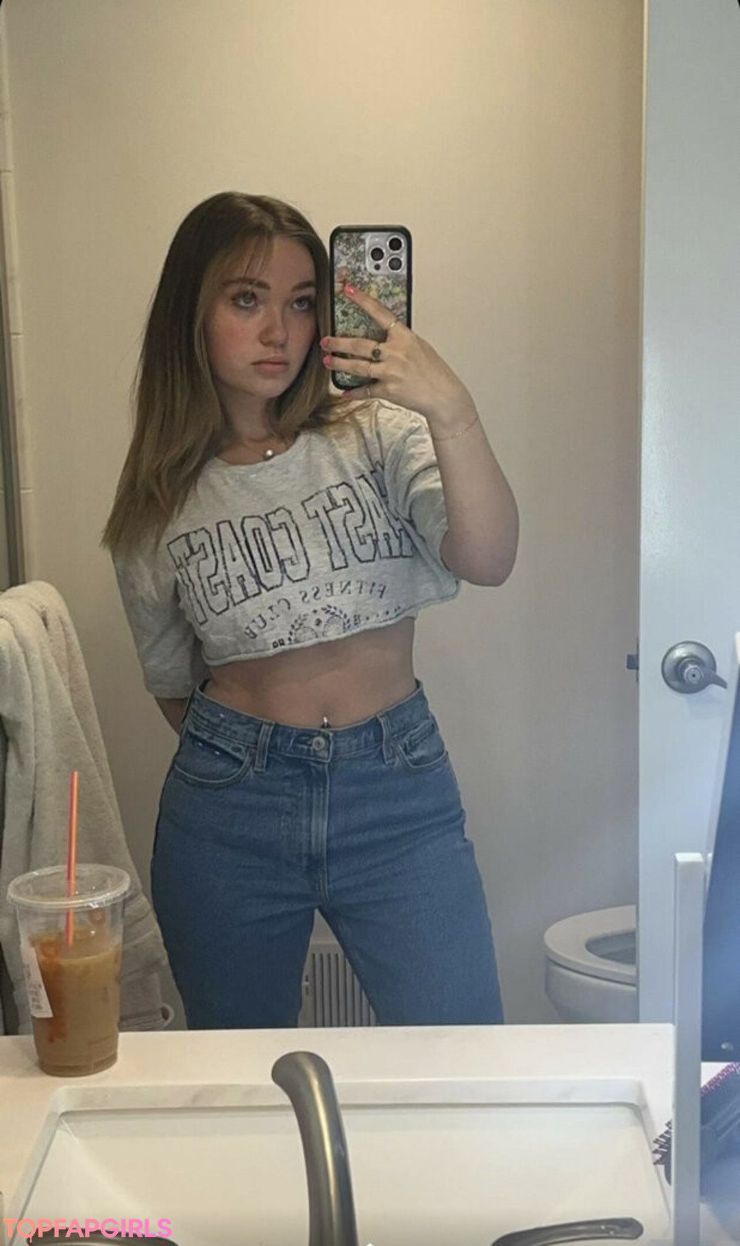 Alyssa Mckay onlyfans model