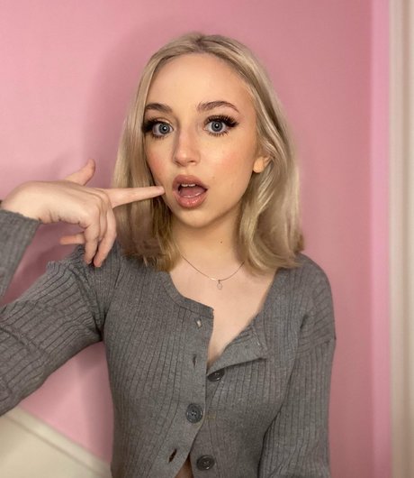 Ellie Schnitt onlyfans sextape leak