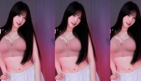 woohankyung tits onlyfans