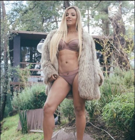 Aleida Nunez nude only fans leaks