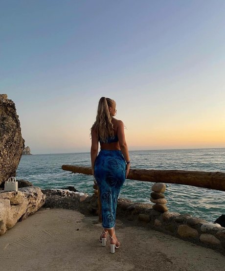 Ermira Lika nude onlyfans leaked