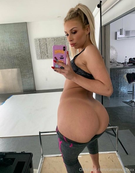 carmencalixxx onlyfans nudes