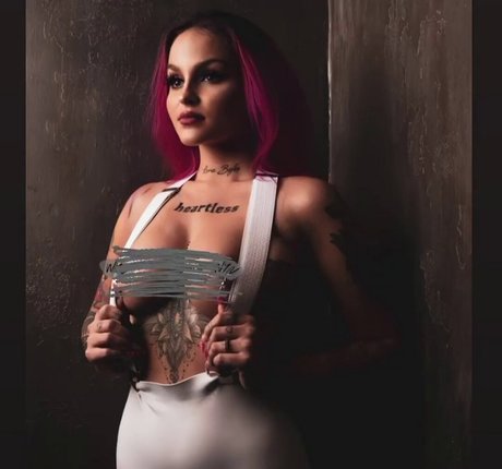 Dzsenifer Vajai onlyfans pics nude