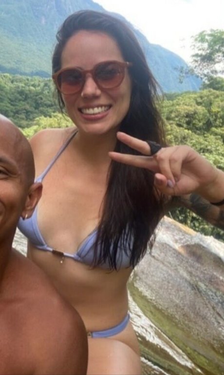 Fernanda Bommerich onlyfans posts