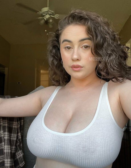 imrosebeck on onlyfans