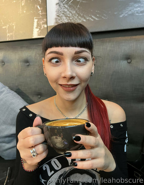 LeahObscure nude leaked onlyfans