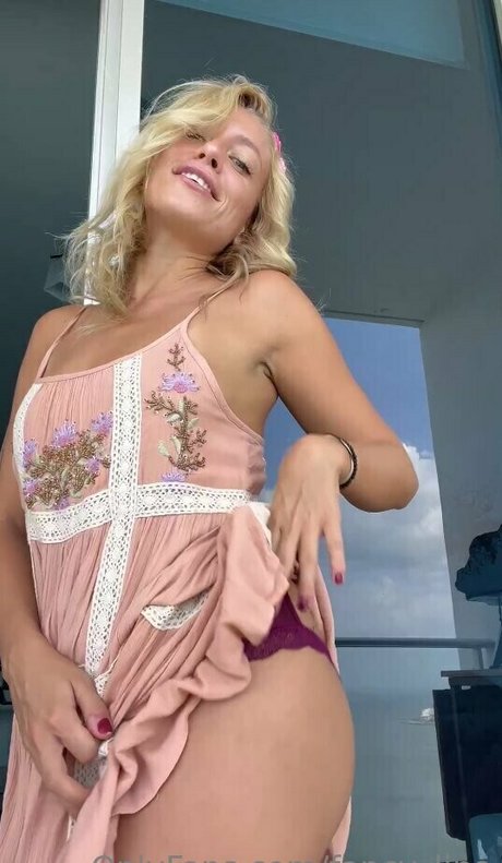 huge fake tits onlyfans free visuals