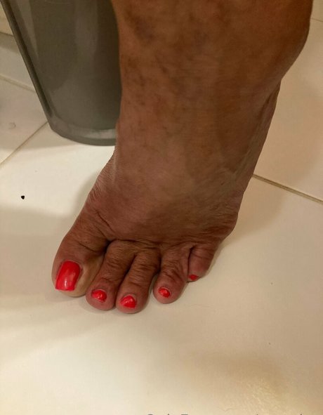 gmtninc onlyfans leaked tits