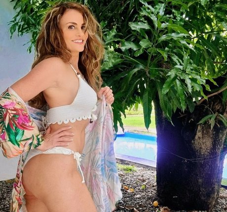 Aura Cristina Geithner onlyfans page